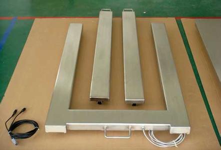 P711-SS U�͵ذ������P�